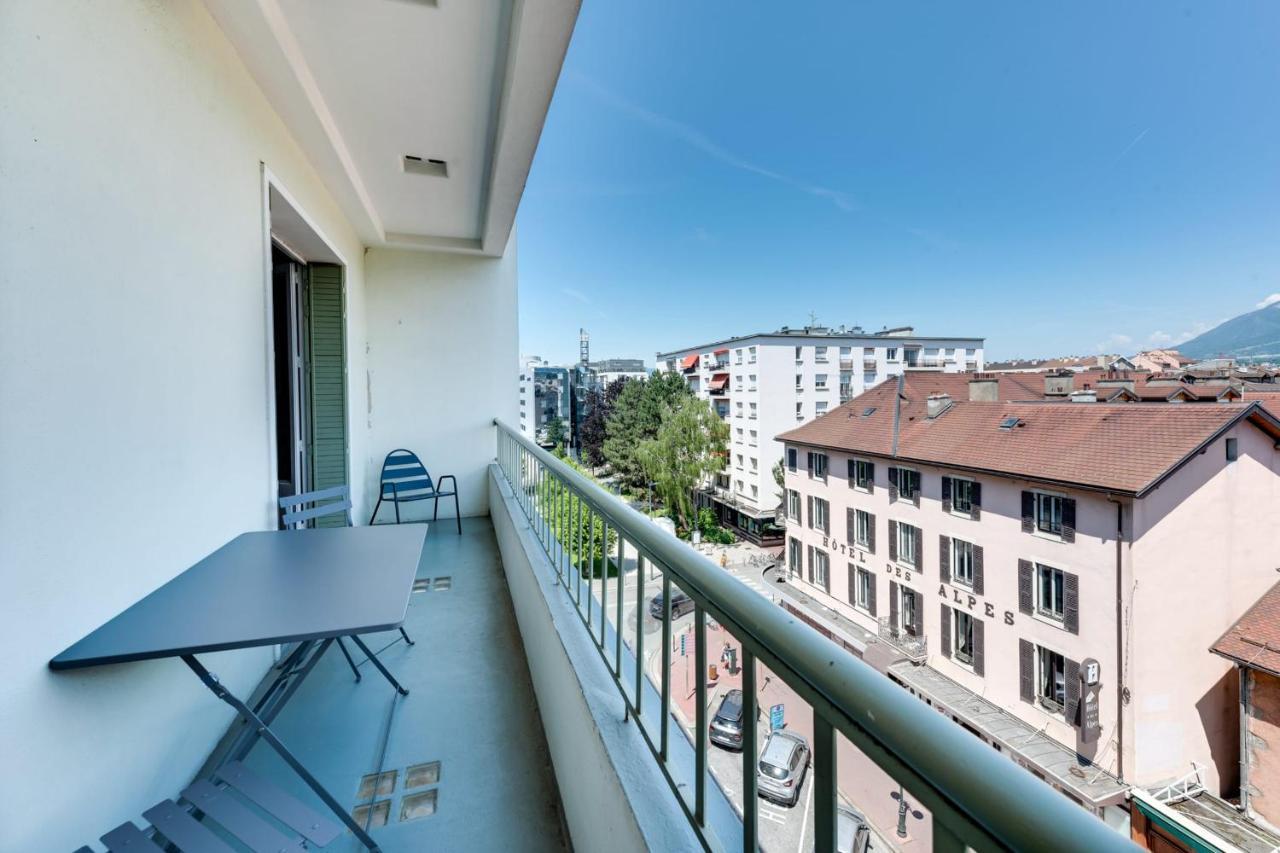 Allure - 2 Bedroom Apartment With Balcony In The Centre Of Άννεσι Εξωτερικό φωτογραφία